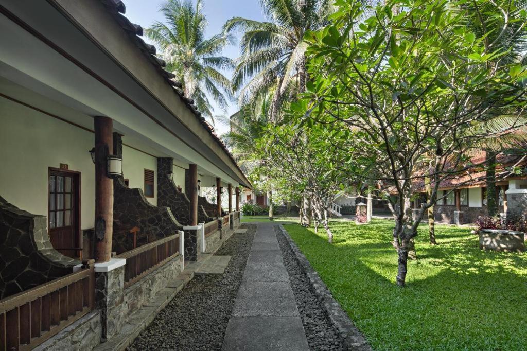 Sunrise Beach Hotel Pangandaran Dış mekan fotoğraf